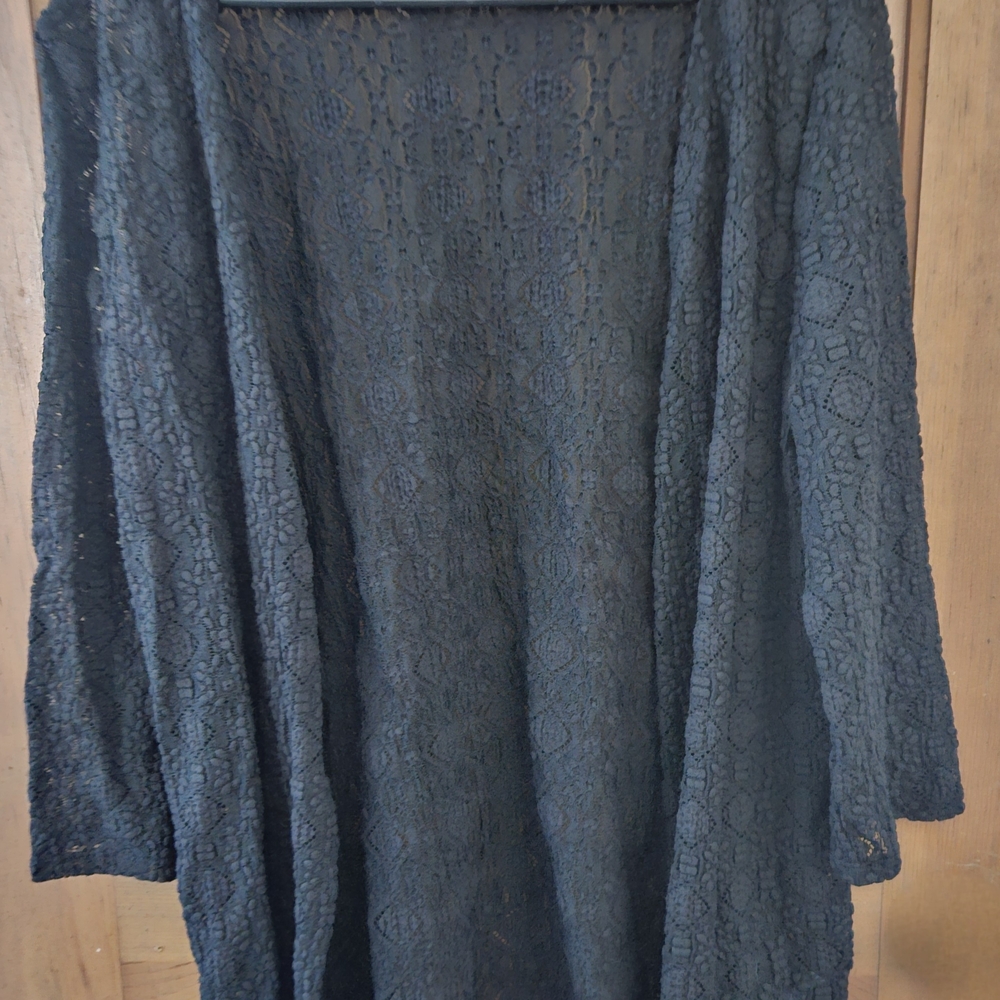 Nina Leonard Elegant Black Lace Cardigan